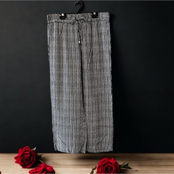 Cynthia Rowley Black & White Striped Rayon Pants - Picture 1 of 11